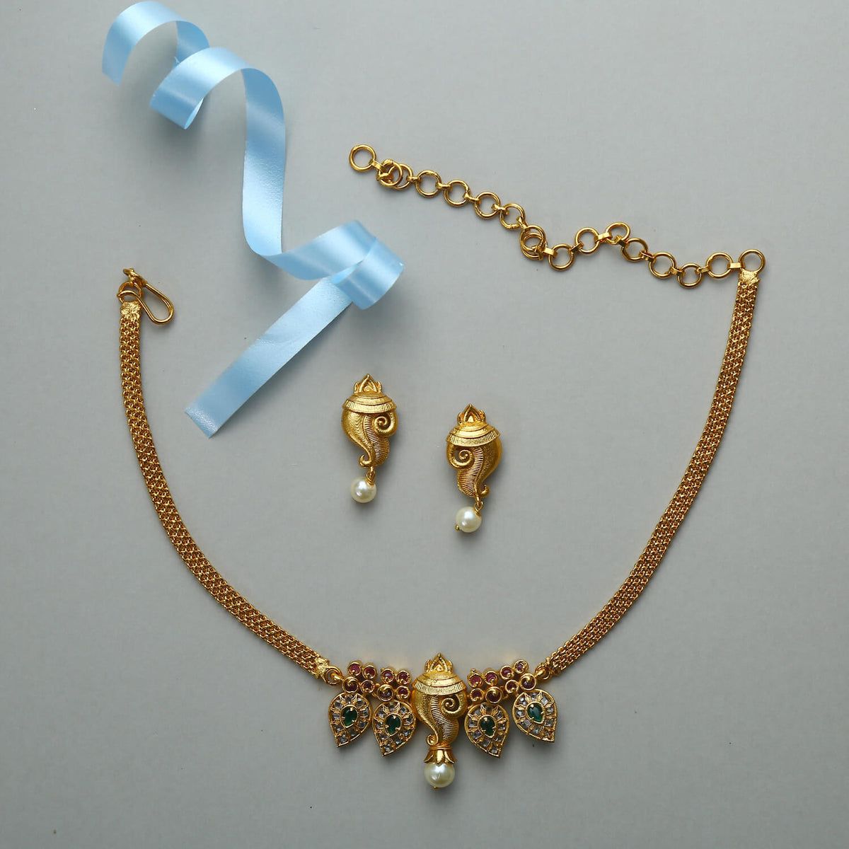 Vamakshi Antique Necklace Set