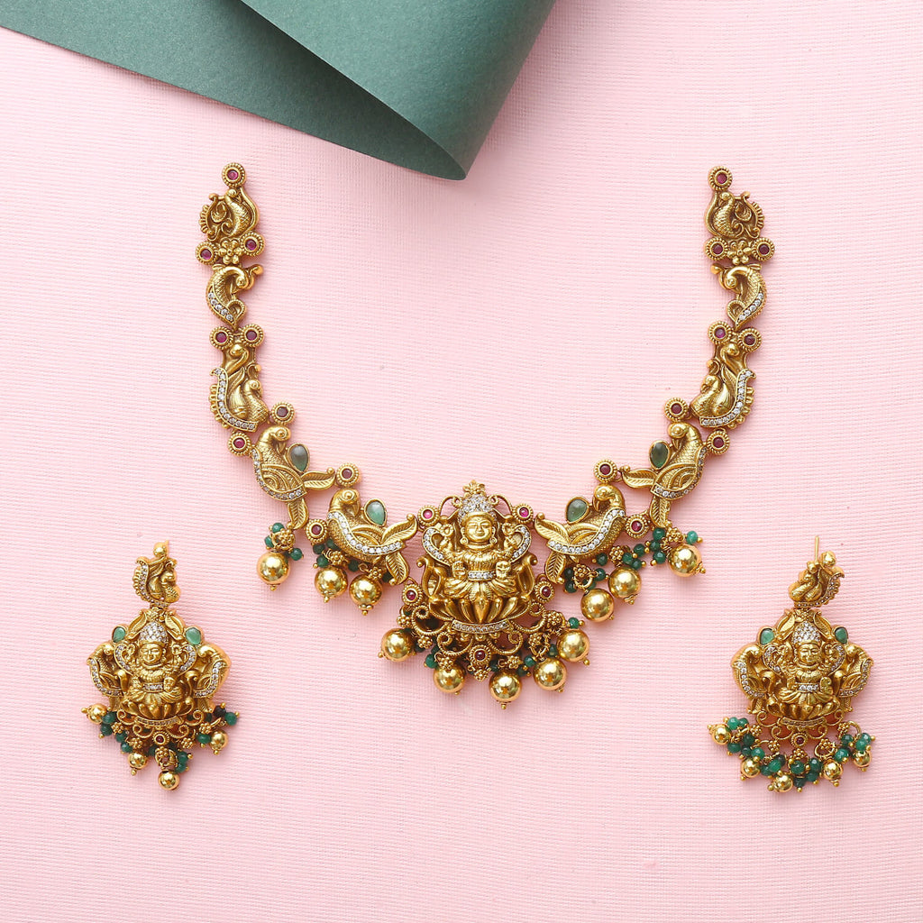 Anvi Antique Necklace Set