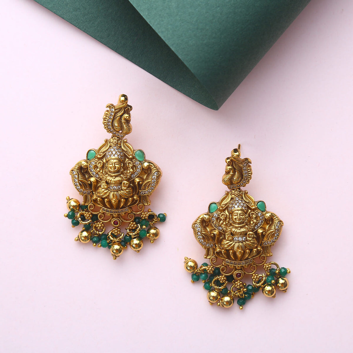 Anvi Antique Necklace Set