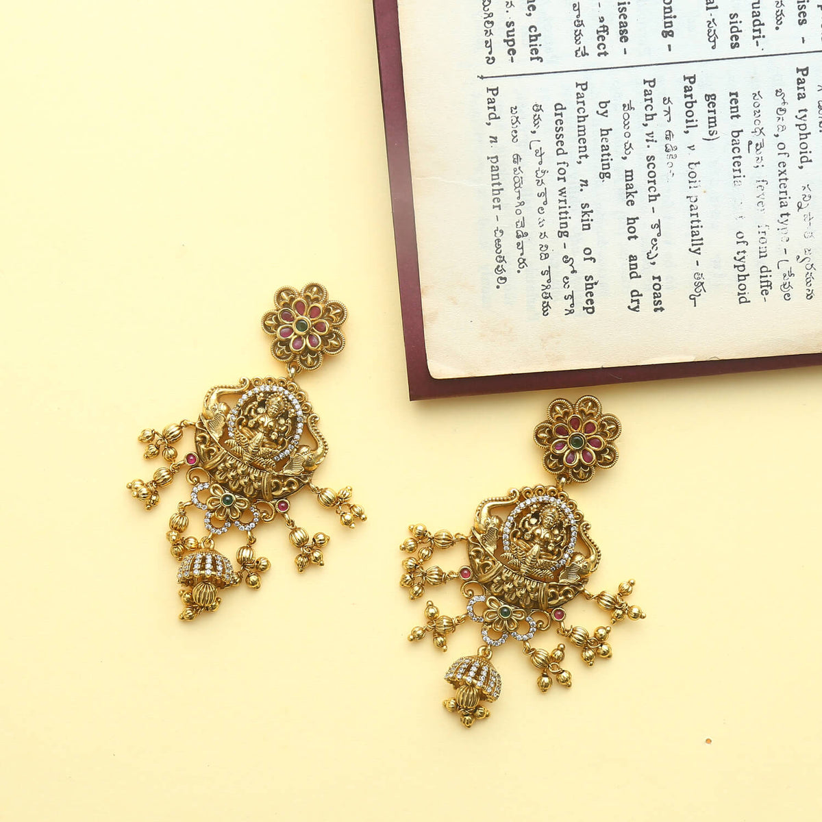 Aahana Antique Necklace Set