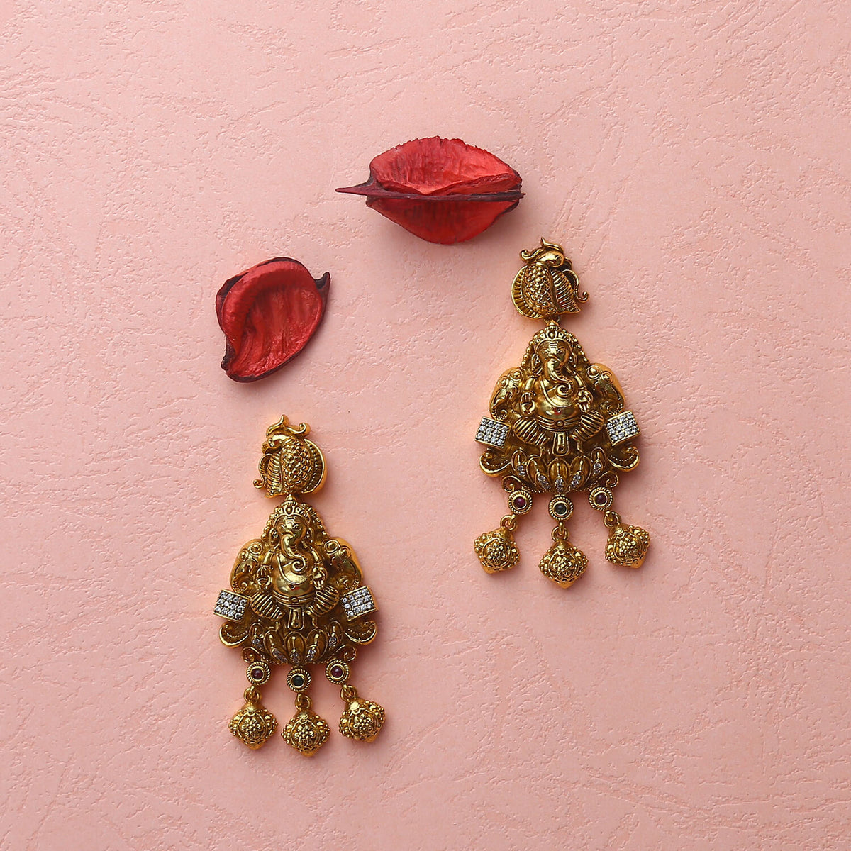 Vidya Antique Pendant Set