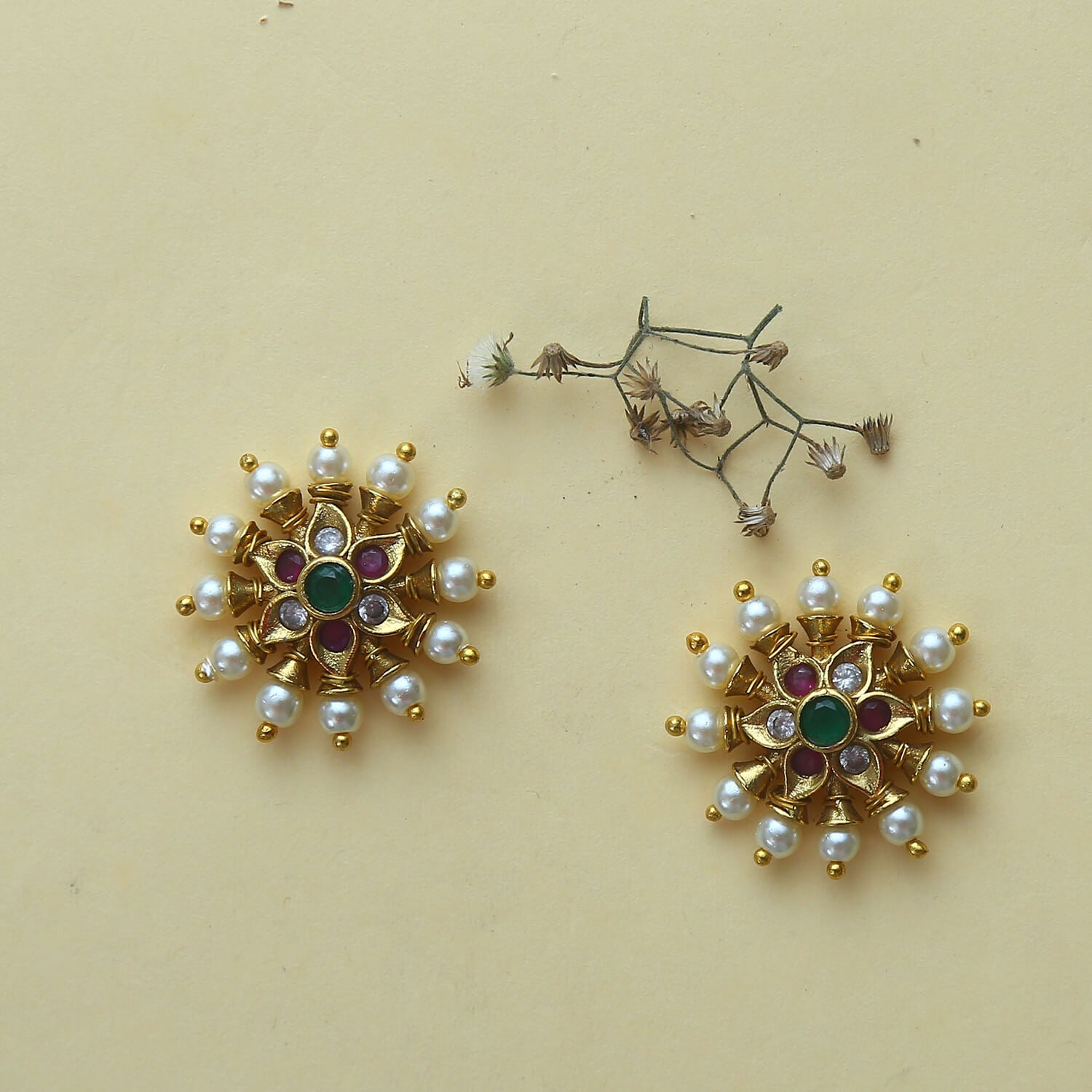 Yadya Antique Stud Earrings