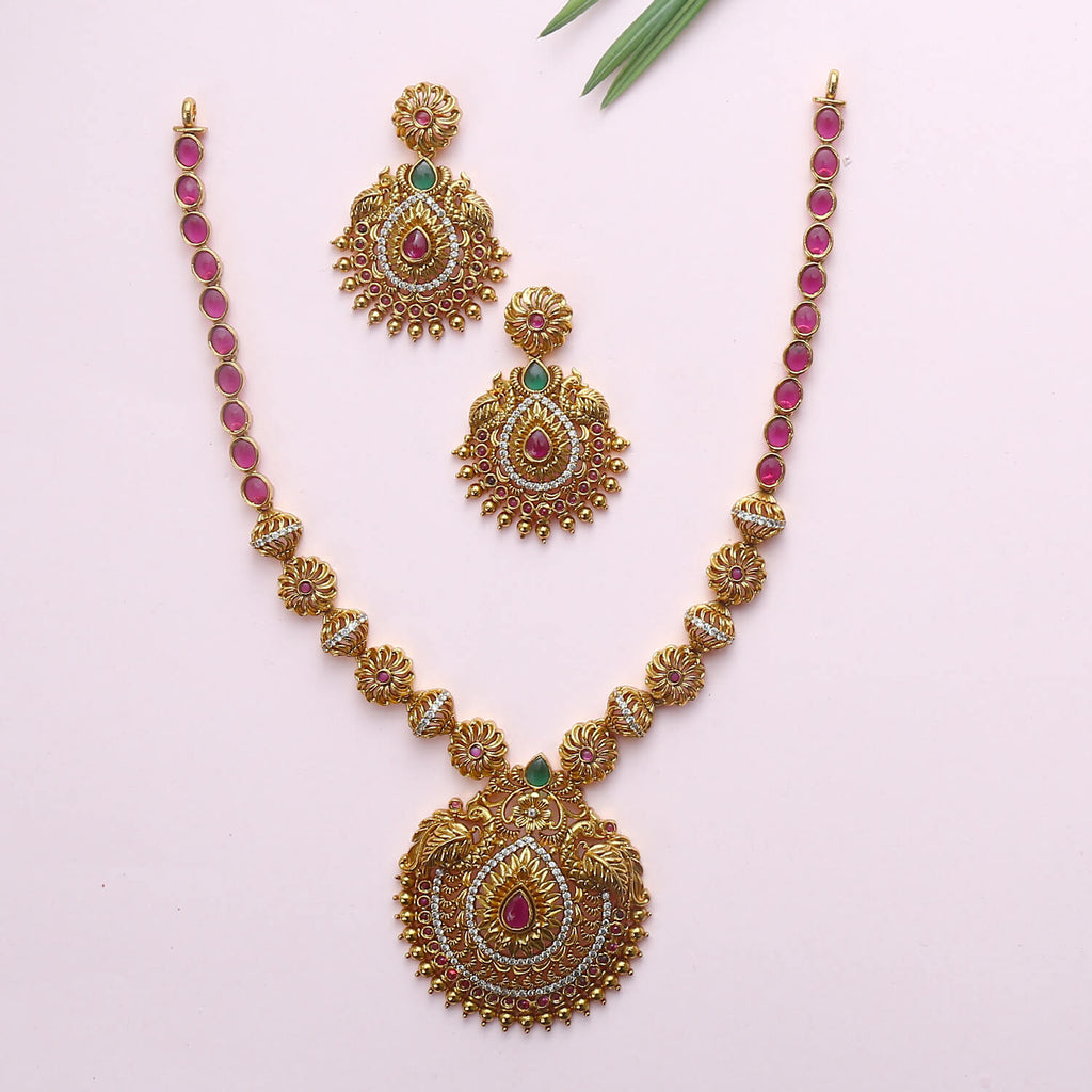 Vrishti Antique Necklace Set